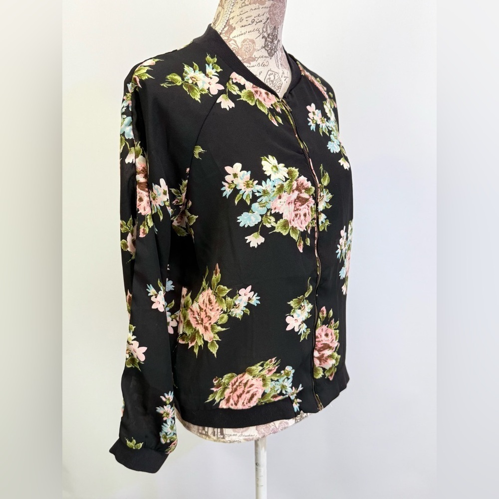 LIVE 4 TRUTH Black and Pink floral lightweight bomber jacket size M - Picture 8 of 13